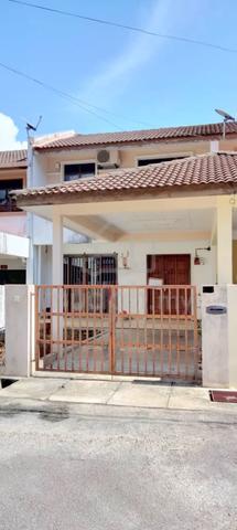 2.5 Storey Terrace House with Huge Garden at Sungai Ara 1