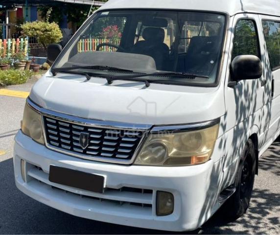 2010 Shenyang Brilliance ERA JINBEI 2.2 (M) - 1