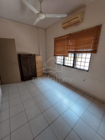 Idaman Court Apartment 5
