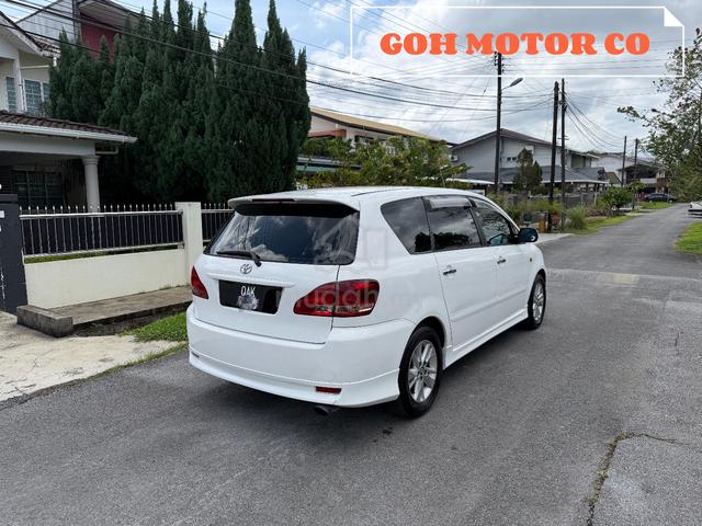 2002 Toyota IPSUM 2.4 VVTI (A) - 4