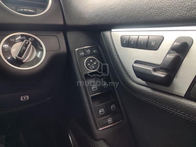 2012 Mercedes Benz C200 CGI BlueEFCY Facelift - 5