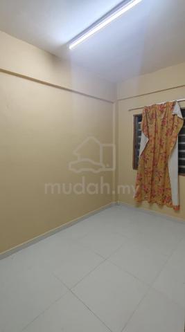 Seri Perindu Apartment 1