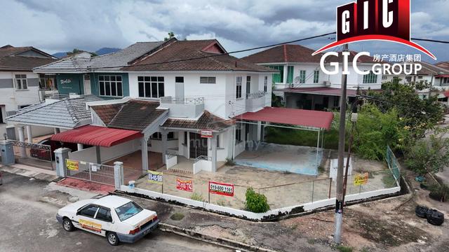 Large Garden Corner Unit Semi D 2 Storey House at Taman Impian Alma 1