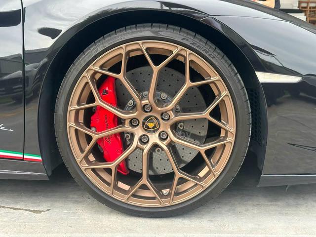 2018 Lamborghini Huracan Performante LP640-4 - 5