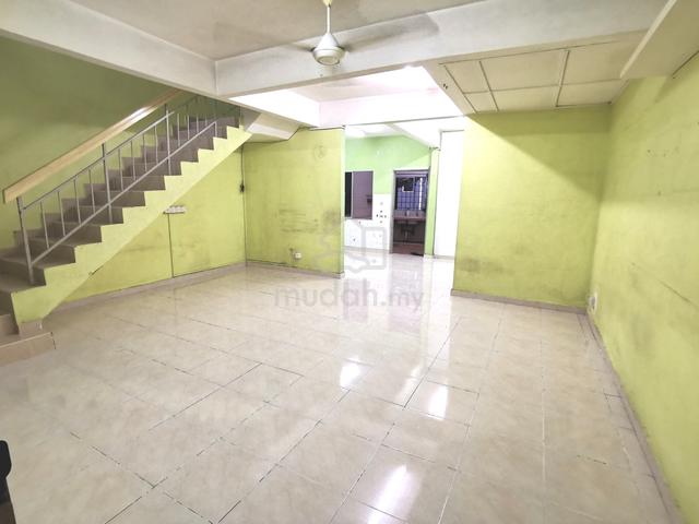 Saujana Utama 2 Storey House at Sungai Buloh Puncak Alam Elmina 1