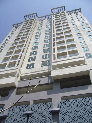 231 TR Serviced Suite 1