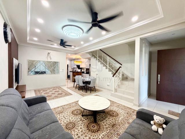 TAMAN SERI AUSTIN / DATO ONN / - 2 Storey Renovated / RUMAH CANTIK 1