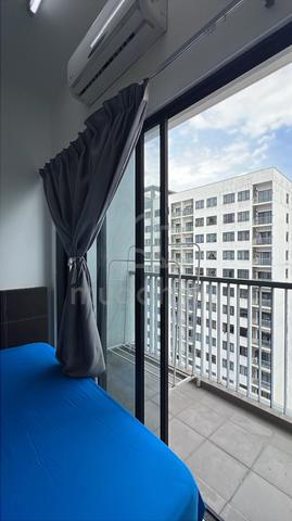 Medium room balcony at The Greens Resident Zero Deposit Fully Furnish 1