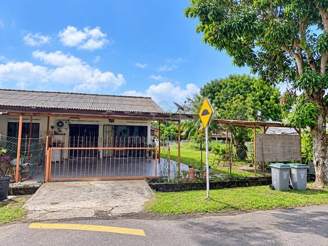 [CORNER TANAH 3000 Sqft] Single Sty, Taman Rambai Jaya, Bkt Rambai,MLK 1