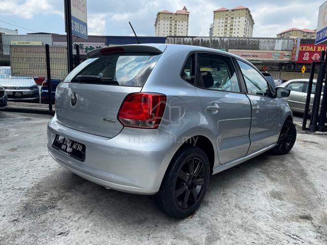 Volkswagen POLO 1.6 (A) Hatchback - 4