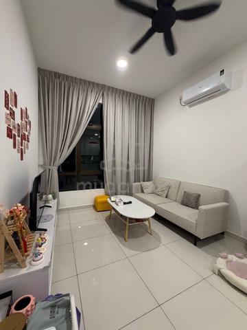 D'summit Residence kempas Utama 1