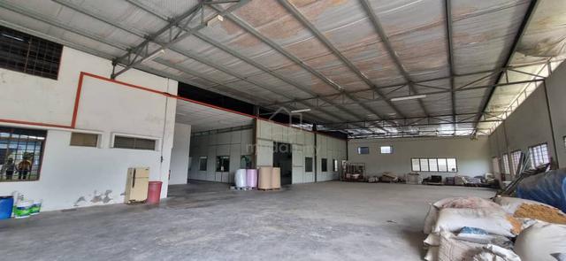 1.5 Storey Semi D Factory Taman Waja Corner Lot 5