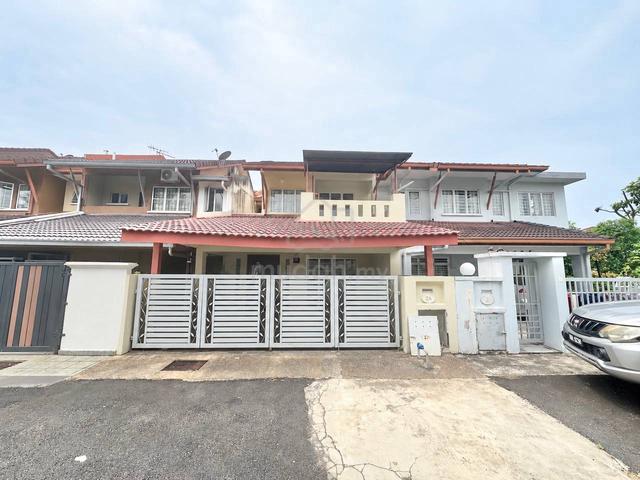 FACING OPEN | RENOVATED 🔥 Double Storey Terrace USJ 22 Subang Jaya 1