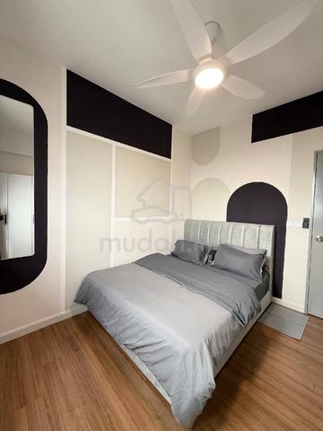 Cozy Medium Room for Male 1