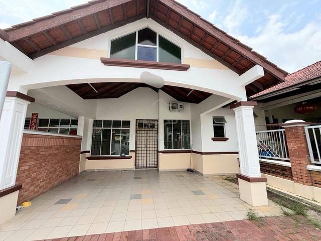 Taman Bukit Impian Single Storey House For Rent 1