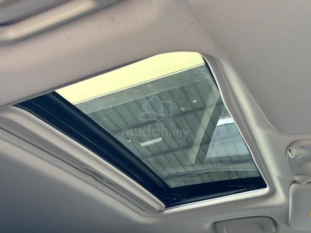 Mitsubishi OUTLANDER 2.4 4WD SUV 7 Seater 2.0 - 5