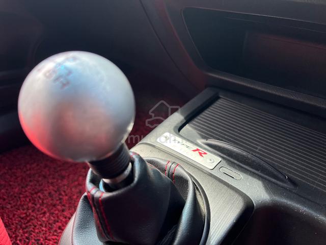 2010 Honda CIVIC 2.0 TYPE R (M) Ori Condition - 4