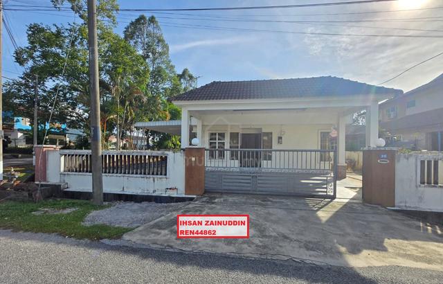 BANGLO LAWA💥 4🛏️🔥NEGO❗FREE 6x AIRCOND✅LUAS⚡ Taman Desa Murni ,Guar 1