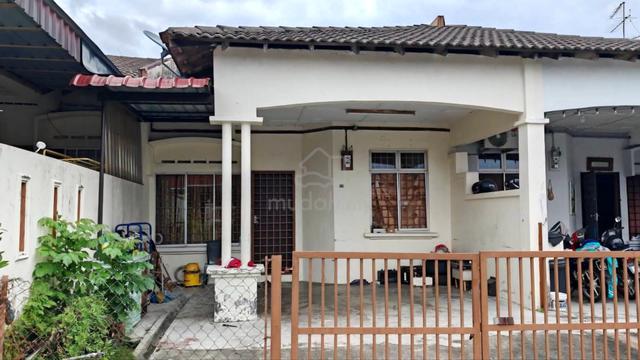 Tmn Universiti @ Jln Kebangsaan 3Bed+2Bath / Full Loan + Cash Out Unit 1