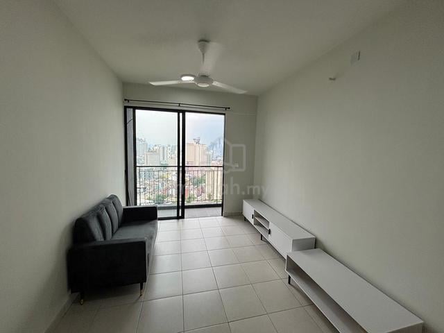 Residensi Max 1