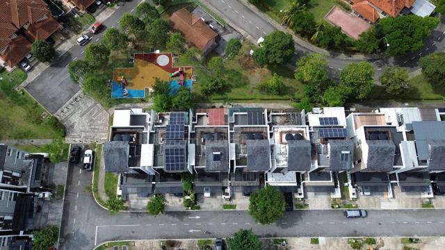 Facing Open 2.5 Storey Superlink House Duta Villa Presint 14 Putrajaya 1