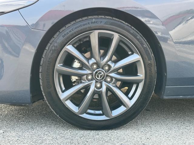 2020 🚗 Model: Mazda 3 Liftback 2.0 High Plus - 3