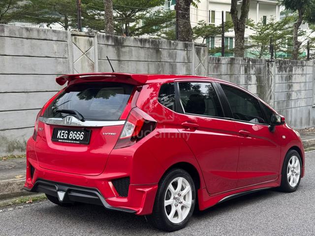 ORI 2016 Honda JAZZ 1.5 S (A) Nice Car Plate! - 5
