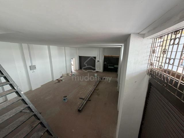 Corner Commercial Shoplot For Sale | Georgetown 1