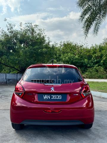 2017 Peugeot 208 1.2 PURETECH (A) - 4