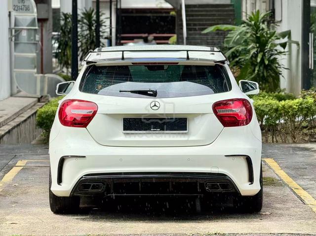 2017 Mercedes Benz A250 2.0 F/Lift F/A45Kit F/Ekzs - 2