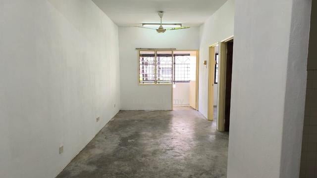 Shop Apartment  1