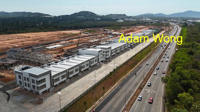 FACING MAINROAD 2 Storey Shoplot Bintang Bayu Bandar Perdana For Rent 1