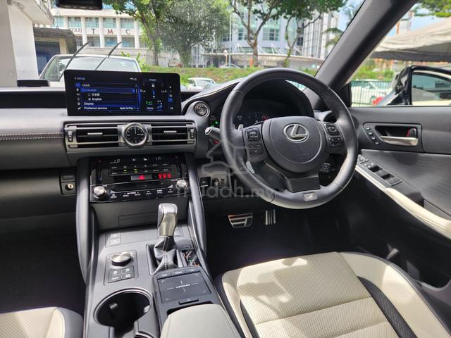 2023 Lexus IS300 F Sport Full Spec S/Roof 360 Cam - 2