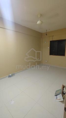 Seri Perindu Apartment 1