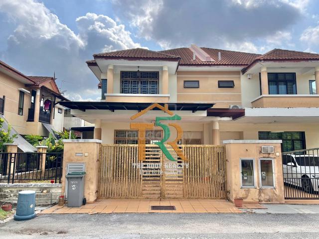 Partially Furnished Double Storey Semi-D Taman Maharani Ayu For Rent 1