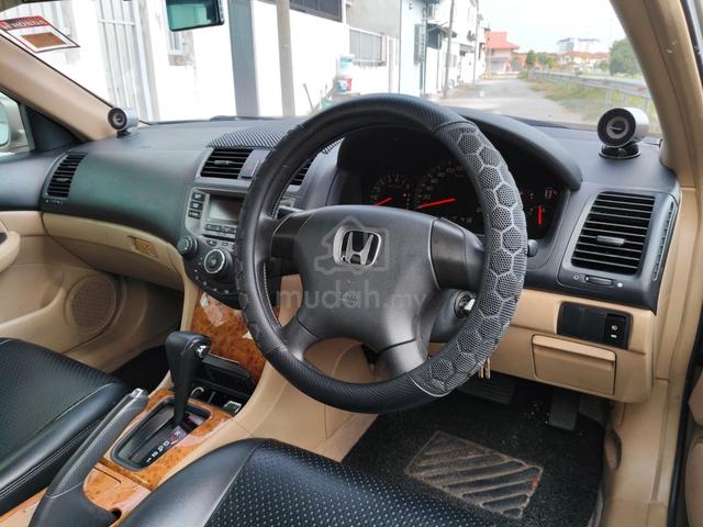 2004 Honda ACCORD 2.0 VTI (A) - 4