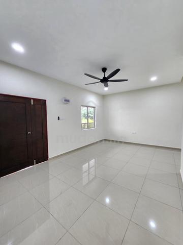 Lot 2706 Jalan Jambu Meru 42200 Kapar, Klang, Selangor Darul Ehsan 1