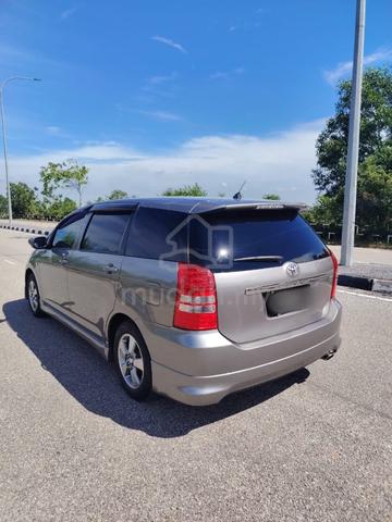 2003 Toyota WISH 1.8 X AWD (A) - 1