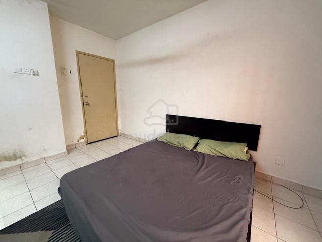 2 Master Room Available Now Palm Spring Damansara Condo 1