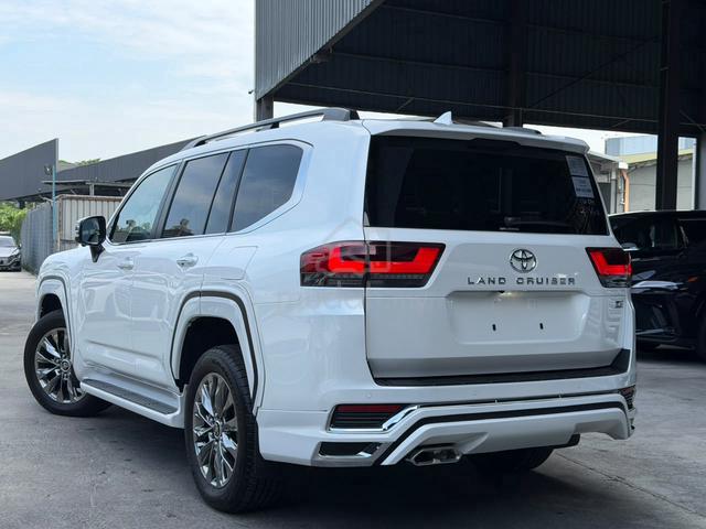 2024 Toyota LANDCRUISER 3.5 ZX 516km ony 5A - 2