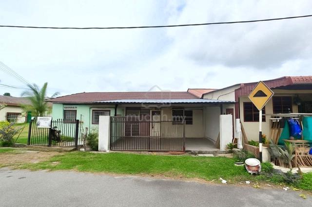 Rumah Awam Setingkat Taman Sebang Gemilang Alor Gajah untuk dijual 1