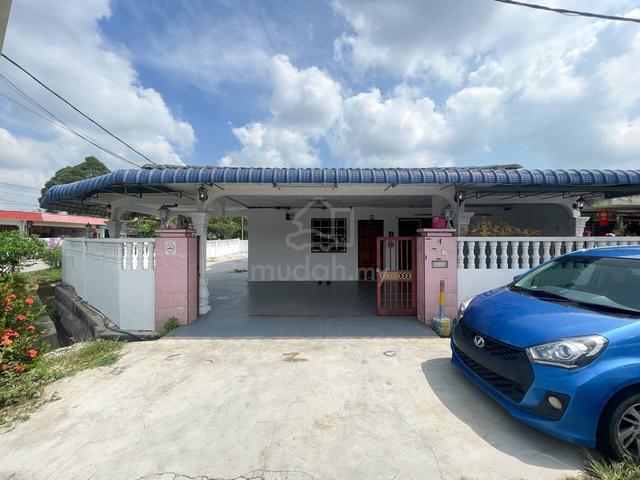 [FREEHOLD CORNER LOT] Single Storey Taman Sri Cahaya, Bestari Jaya 1