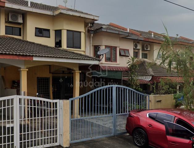 USJ 13 Freehold. Walking Distance to LRT. Gated Guarded 1