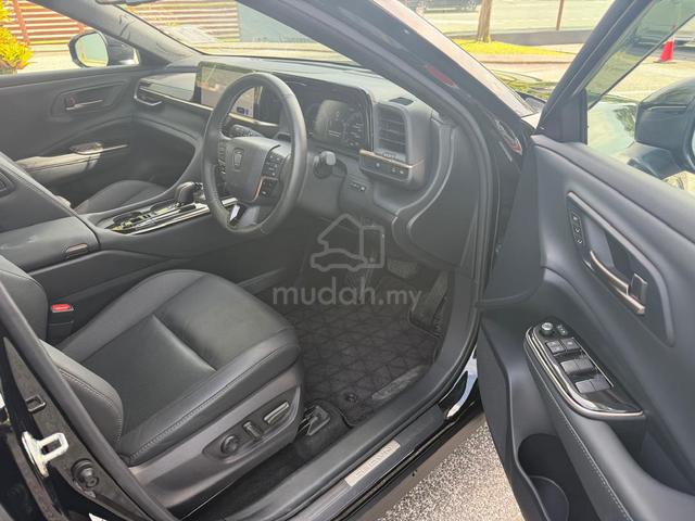 2024 Toyota CROWN 2.5 SPORT Z (A) Hybrid HEV - 3