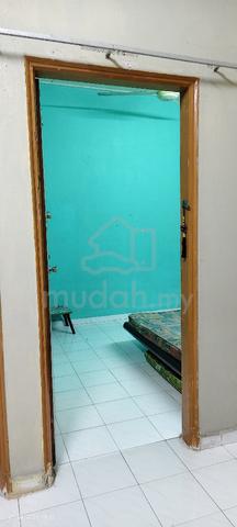 Bilik Sewa Mampu Milik di Senai 1