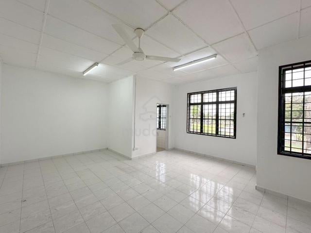 Double Storey # Taman Desa Cemerlang Ehsan Jaya Tebrau Mount Austin 1