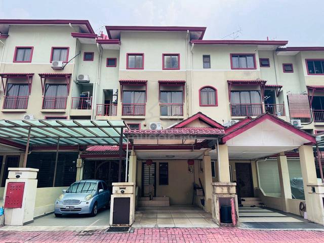 Villa Laman Tasik 1