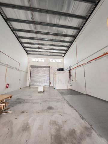 Desa Cemerlang Desa 88 30x100 Factory 1