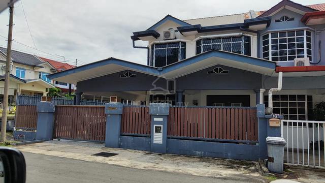 Taman Jindo Double storey Corner house 1