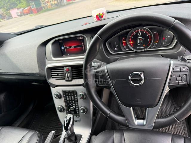 2018 Volvo V40 2.0 T5 DRIVE E FACELIFT (A) - 5